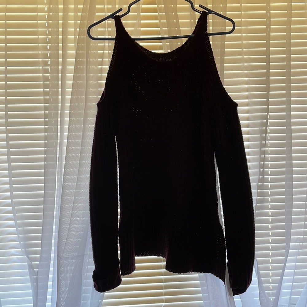 Hippe Rose knitted top. Size medium.